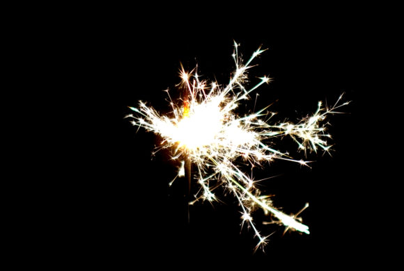 Wondrous Candle Photo: A Sparkling Addition to Your Creative Projects